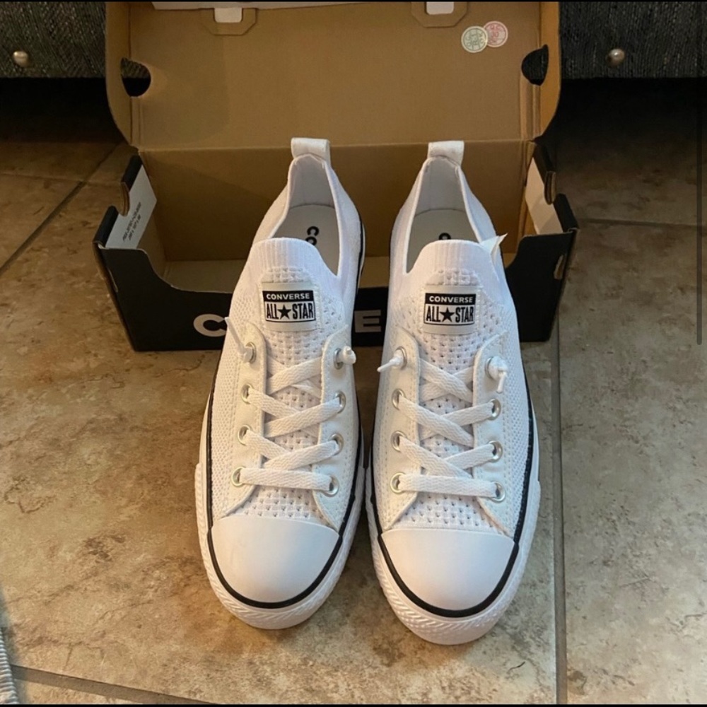 NWOT Converse Shoreline Slip